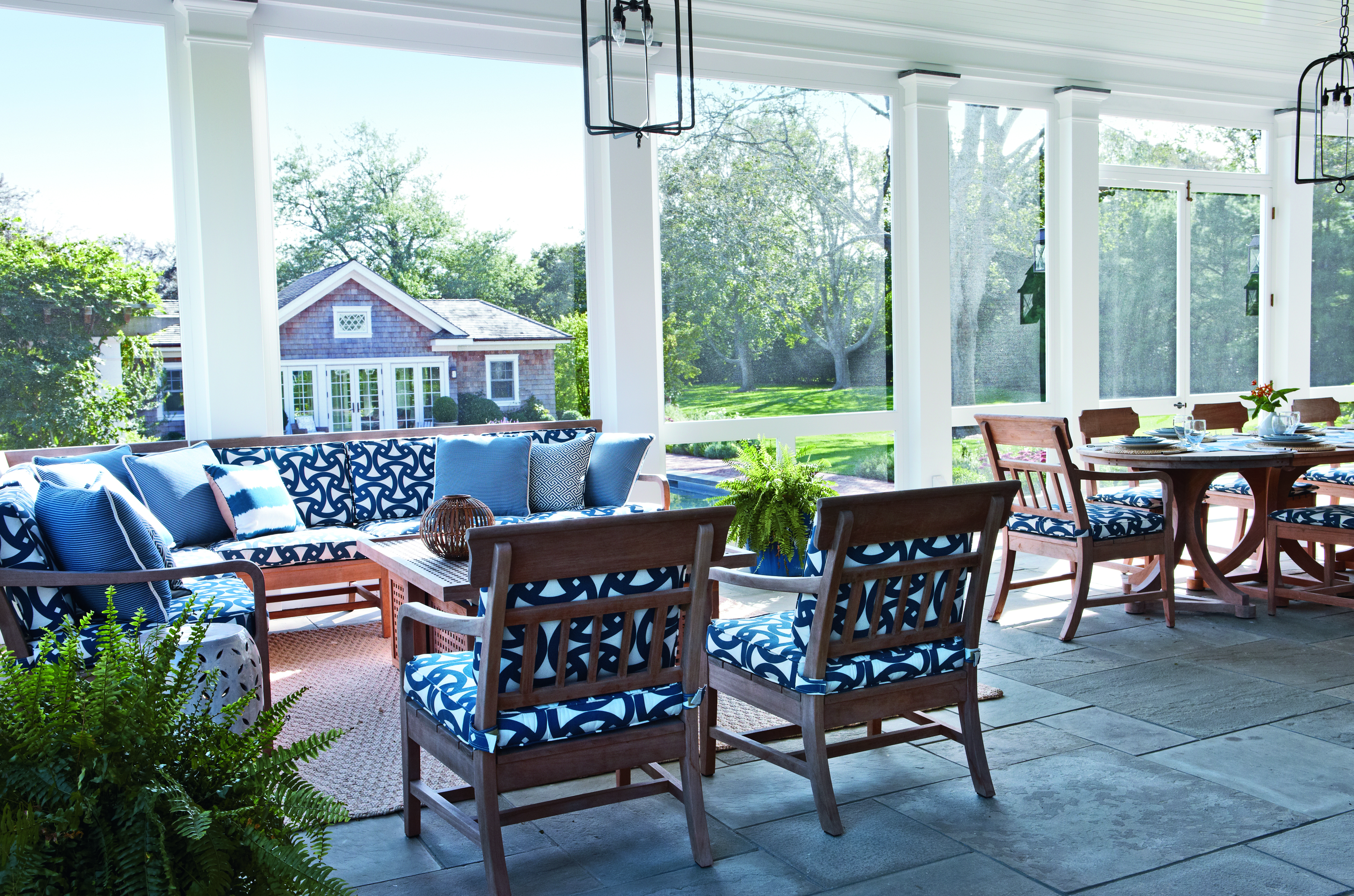 Long Island Country House